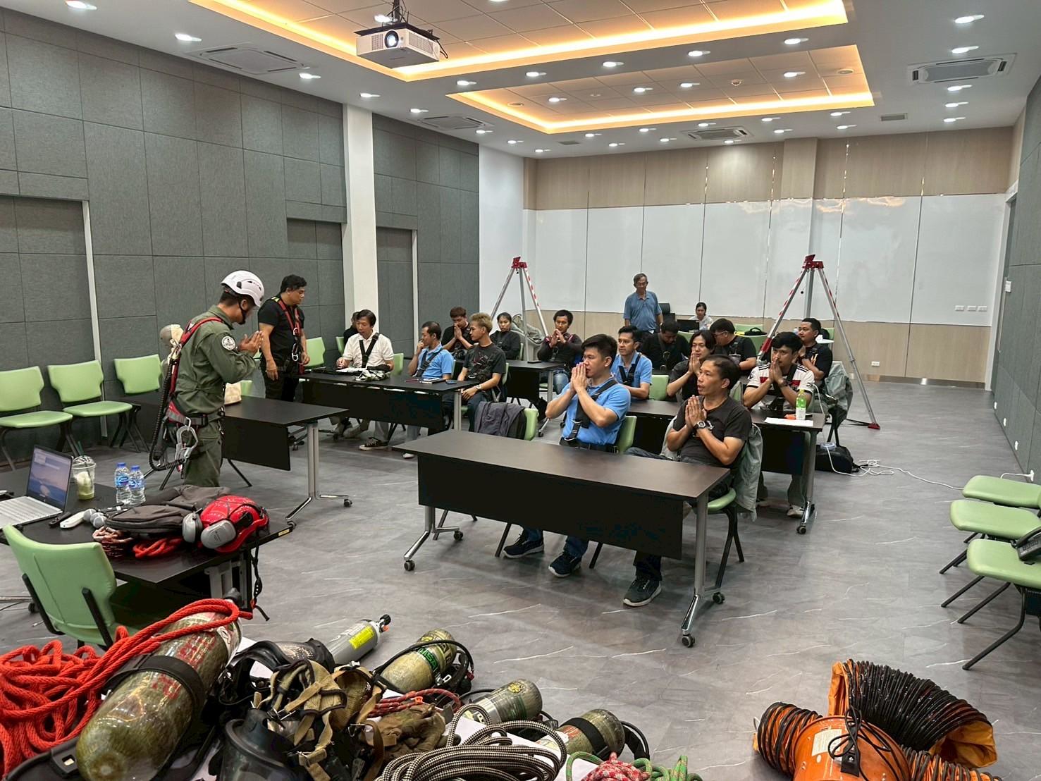LINE_ALBUM_Quality _ Safety_250603_5